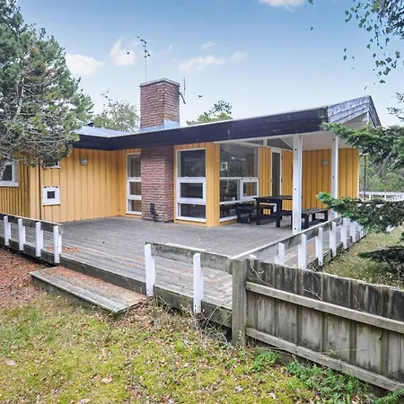Holiday home Amazing In With Kitchen Anholt