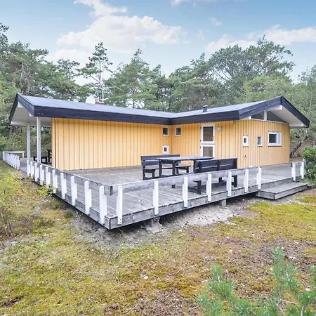 Holiday home Amazing In With Kitchen *